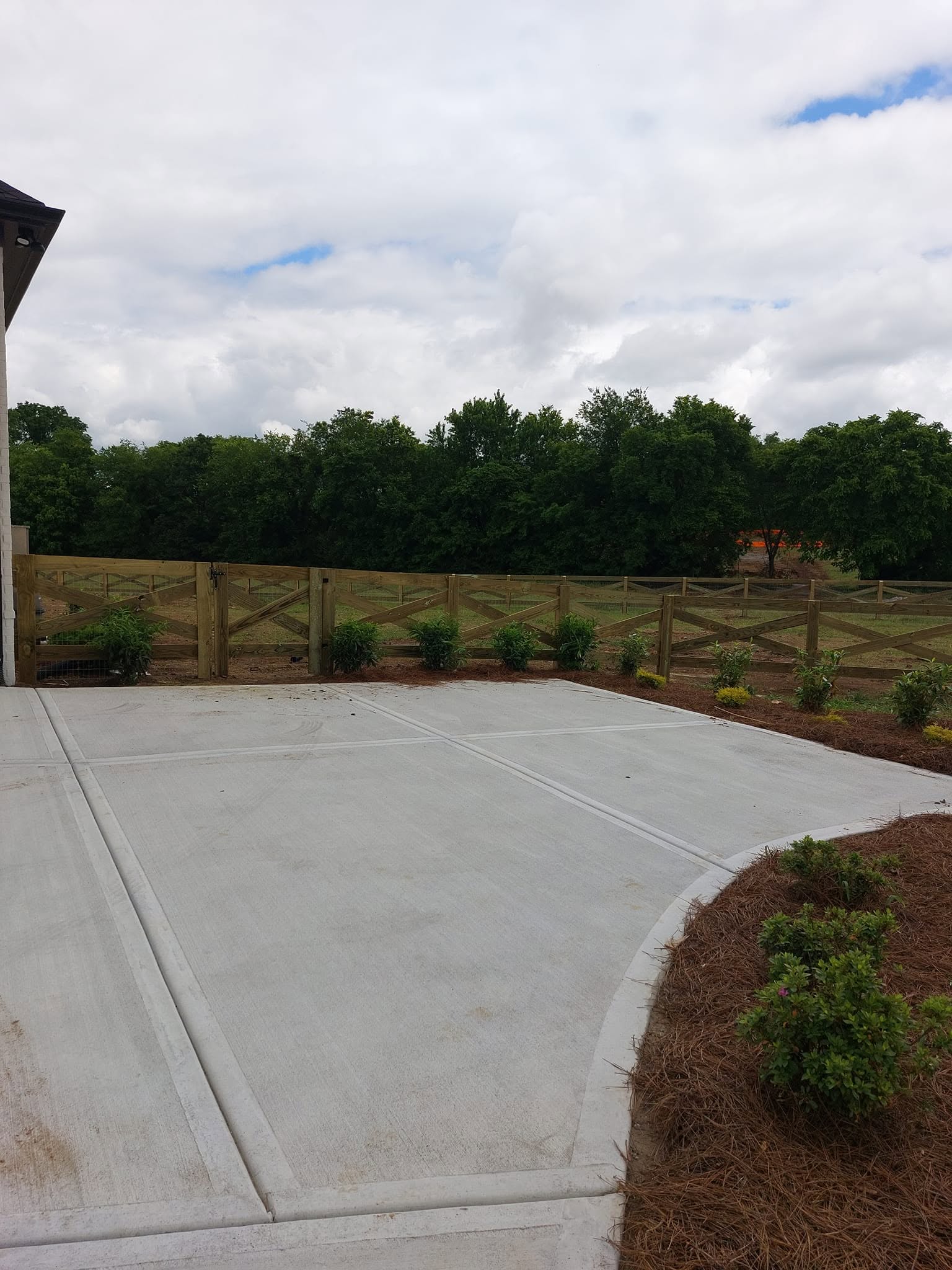 Black aluminum fence built by Precision Fence Company in Columbia, Tennessee